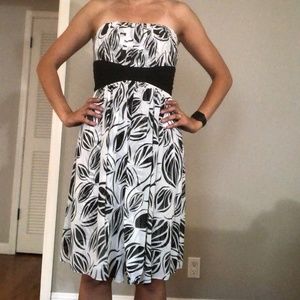 White House Black Market Strapless Dress